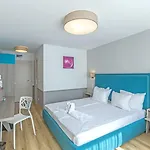 Bsa Boulevard Boutique Хотел 2*